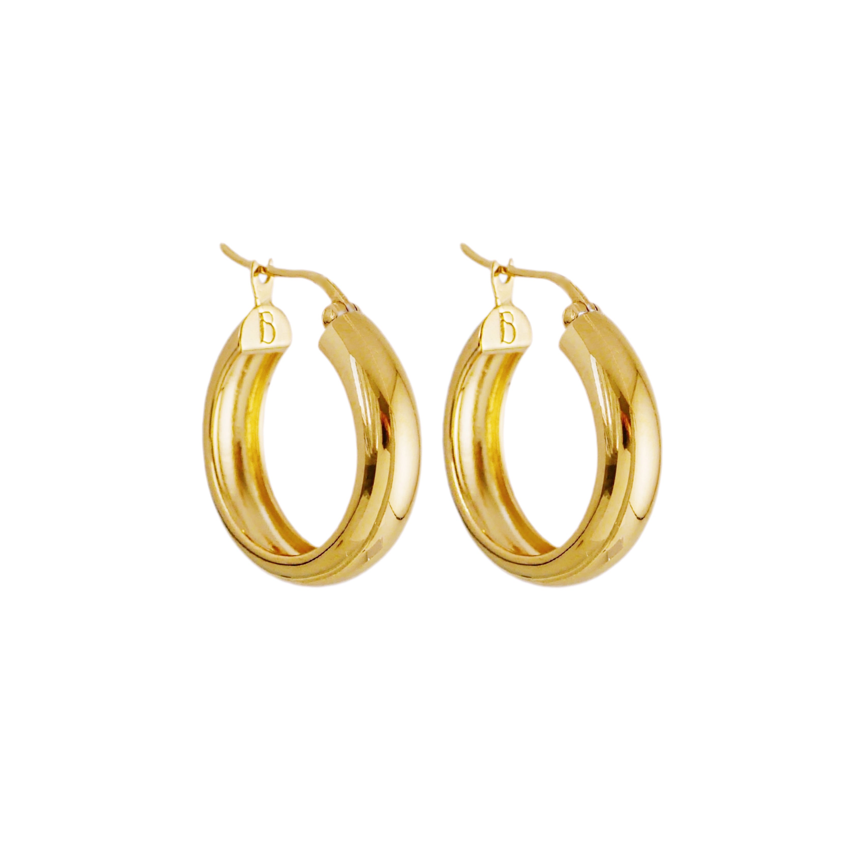 Sally Hoop Earrings in 18k Gold Vermeil - Main Image