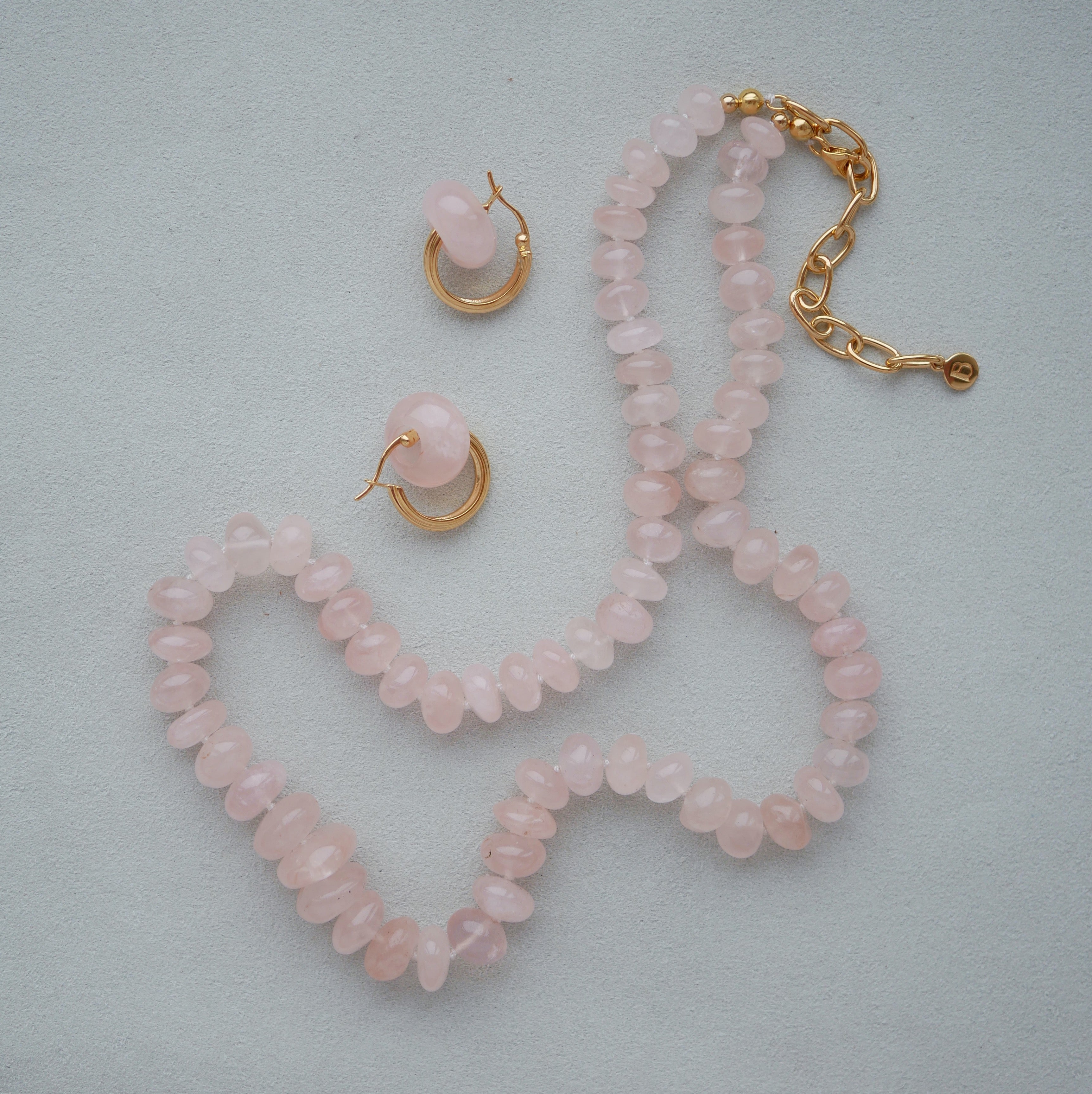 Rose Quartz Graduated Necklace