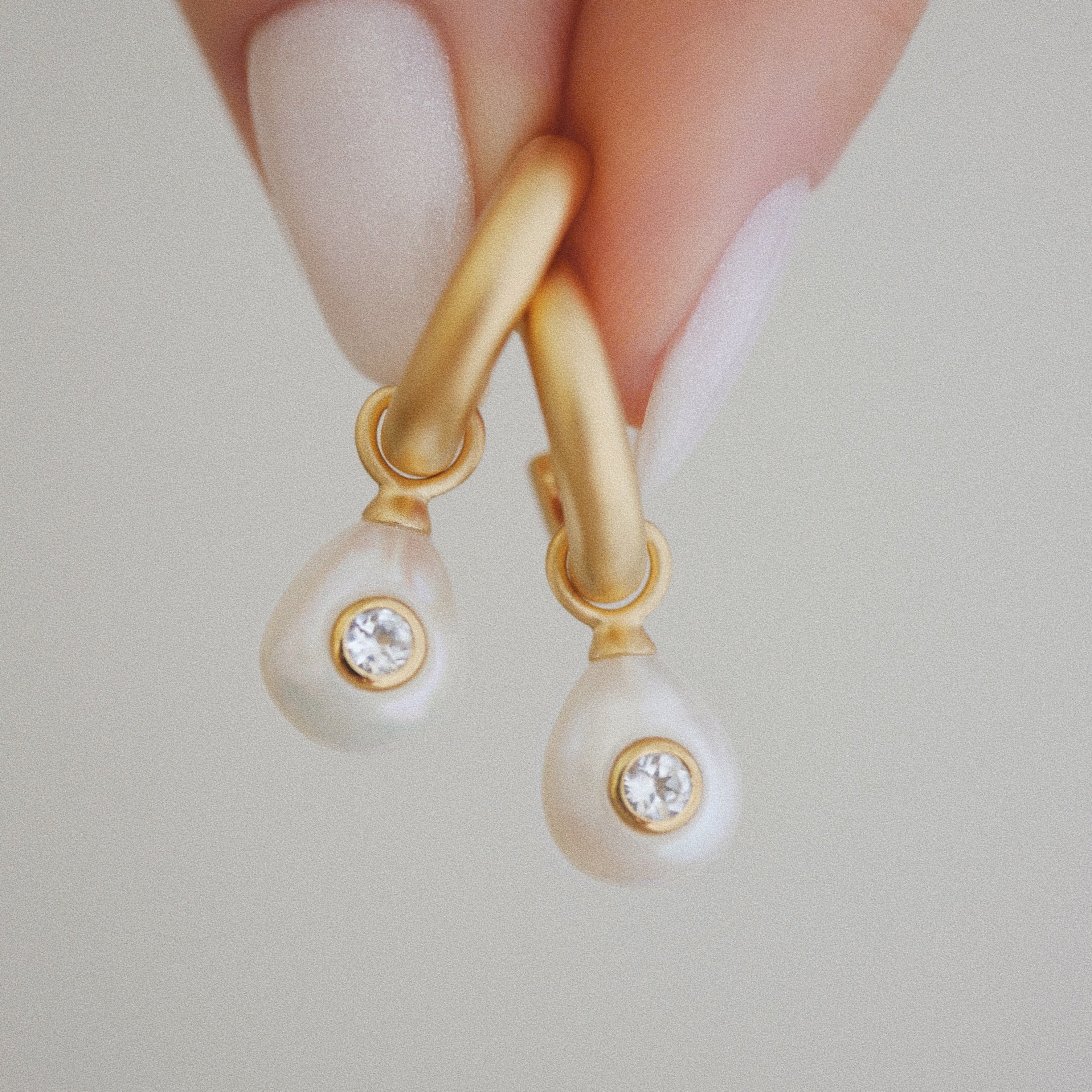 18k Gold Vermeil Topaz Pearl Drop Earrings