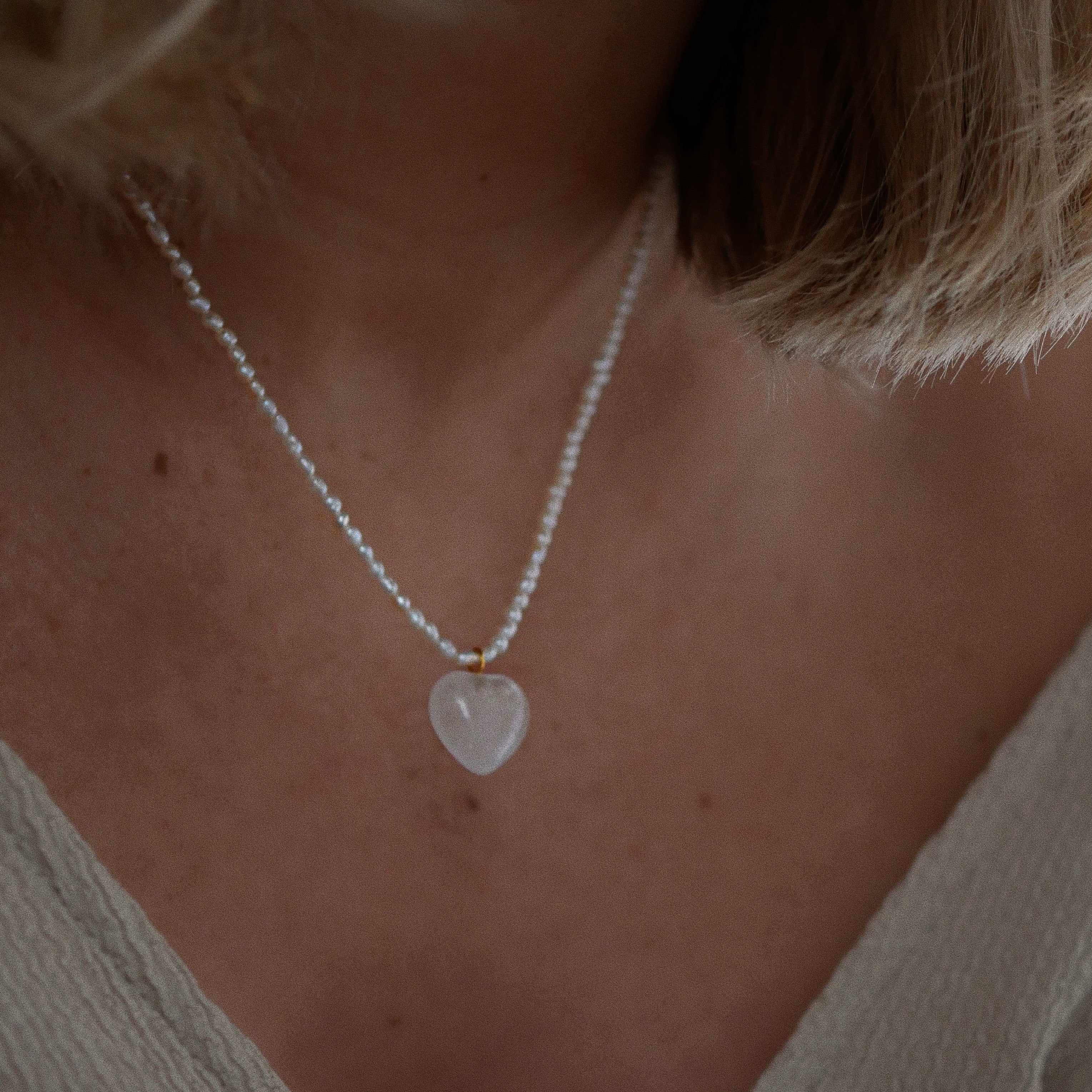 love pearl and quarz pendant necklace 