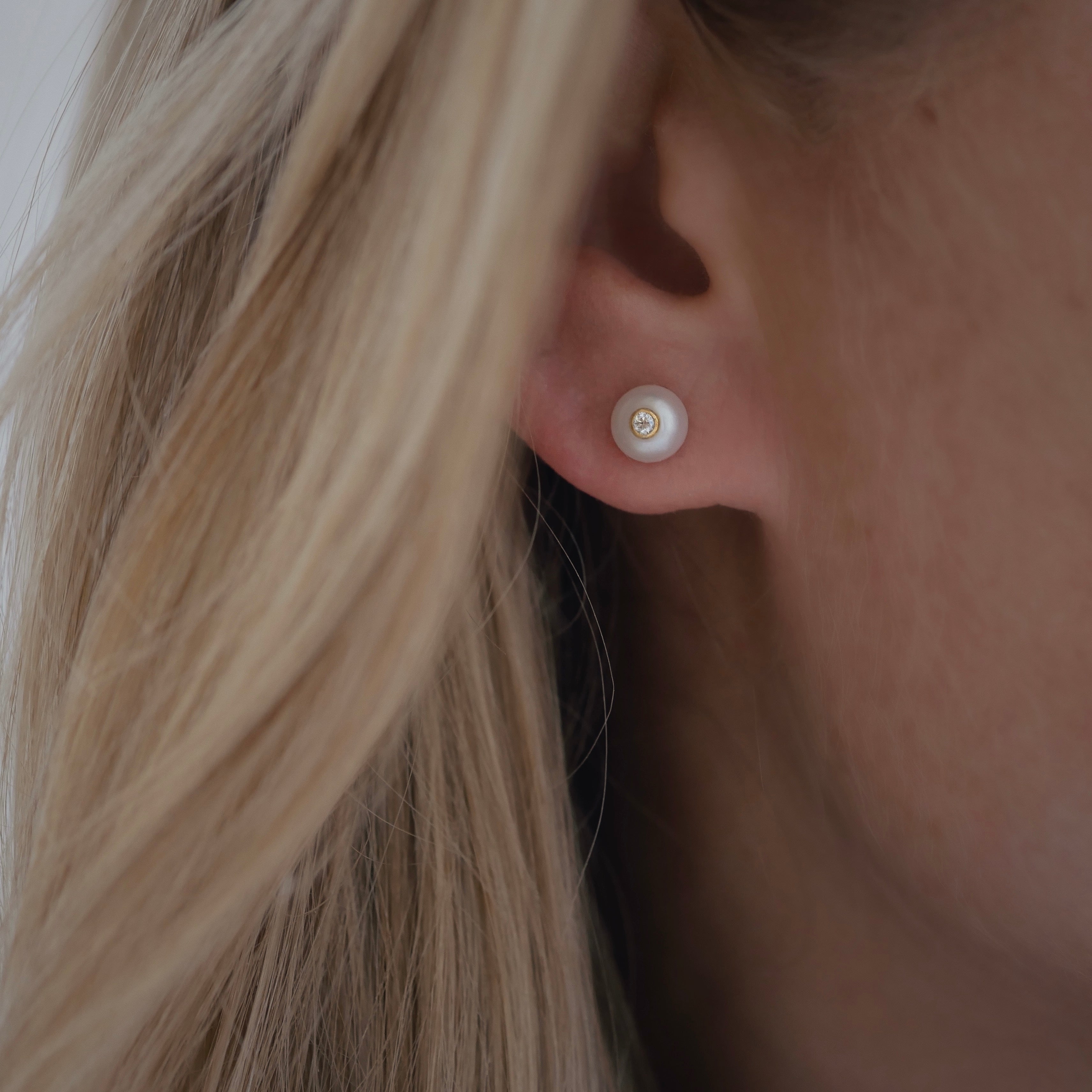 Birsenaite Pearl moissanite stud earrings 