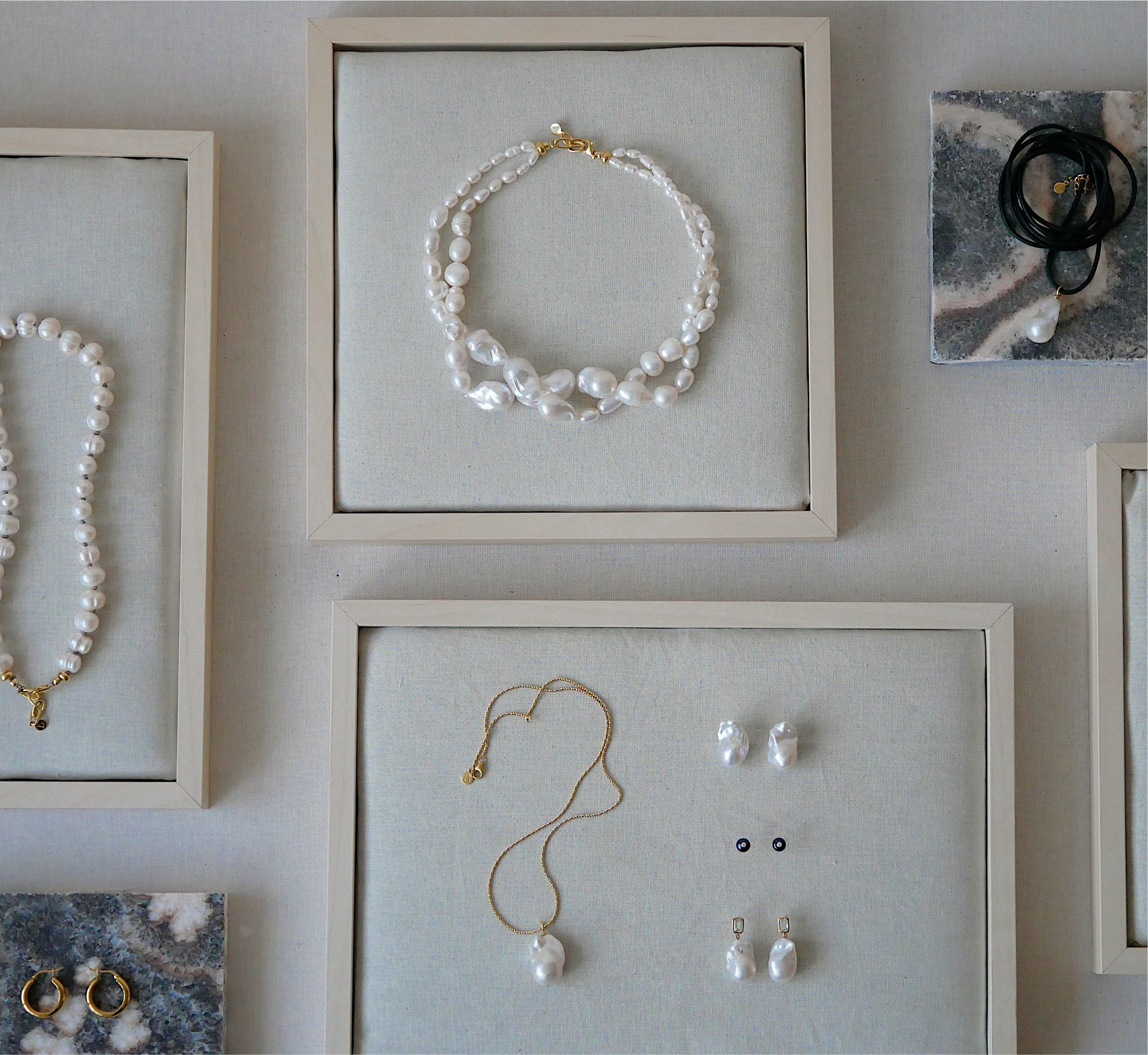 Flow Double Pearl Necklace