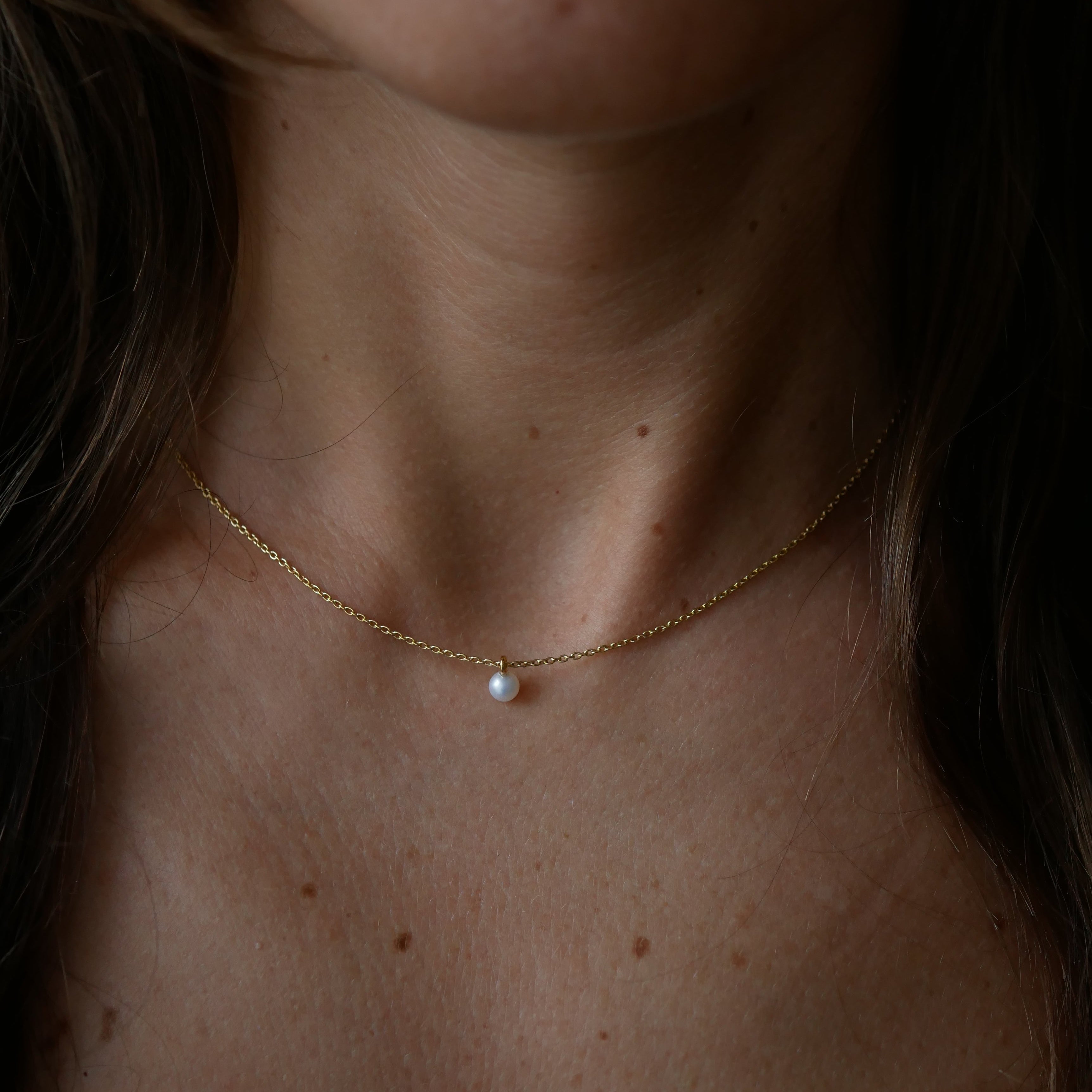 lilli pearl necklace